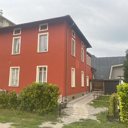 B&B Red House Garlate Экстерьер фото