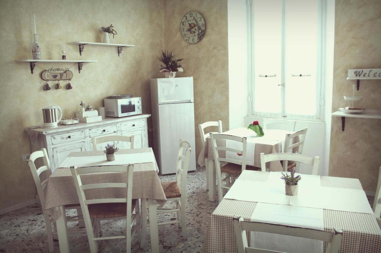 B&B Red House Garlate Экстерьер фото