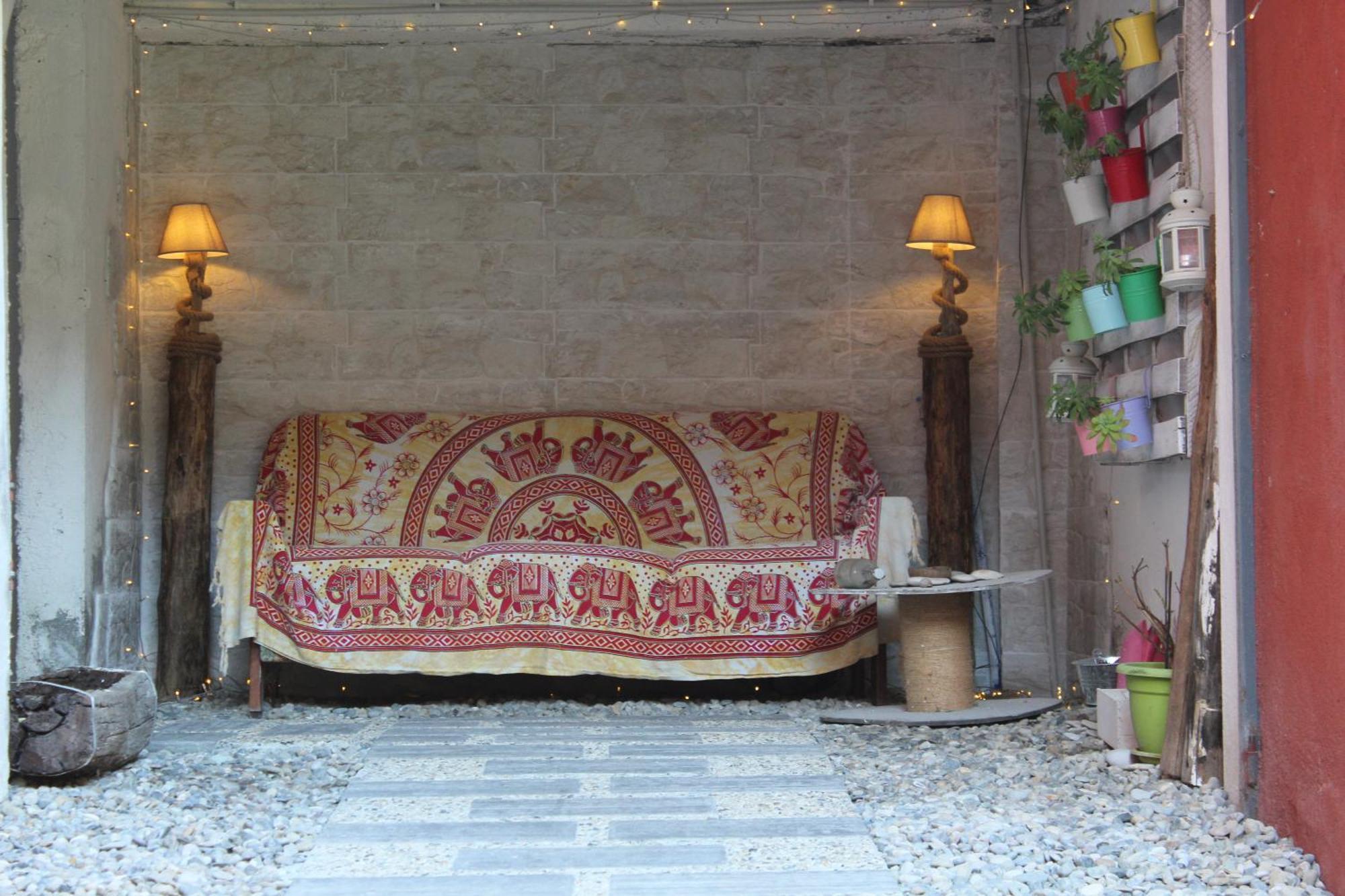 B&B Red House Garlate Экстерьер фото